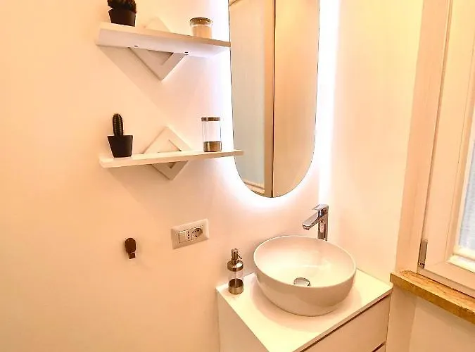 Alice Gold Apartment